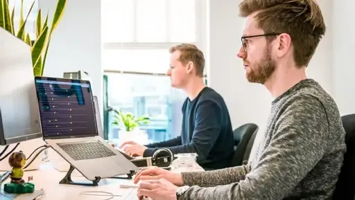 Blockchain Development Community: How to Find the Best Blockchain Developers